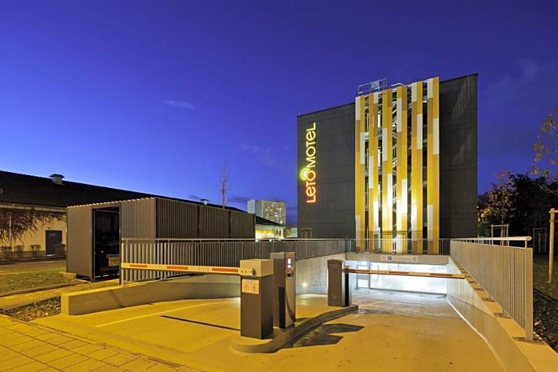 B&B Hotel Muenchen-Olympiapark Exterior photo